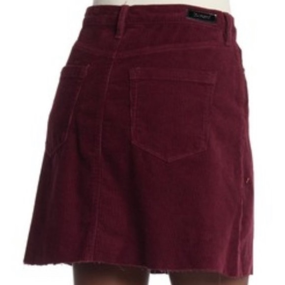 Blank NYC Mini A Line Merlot Corduroy Skirt 26 - Picture 2 of 5